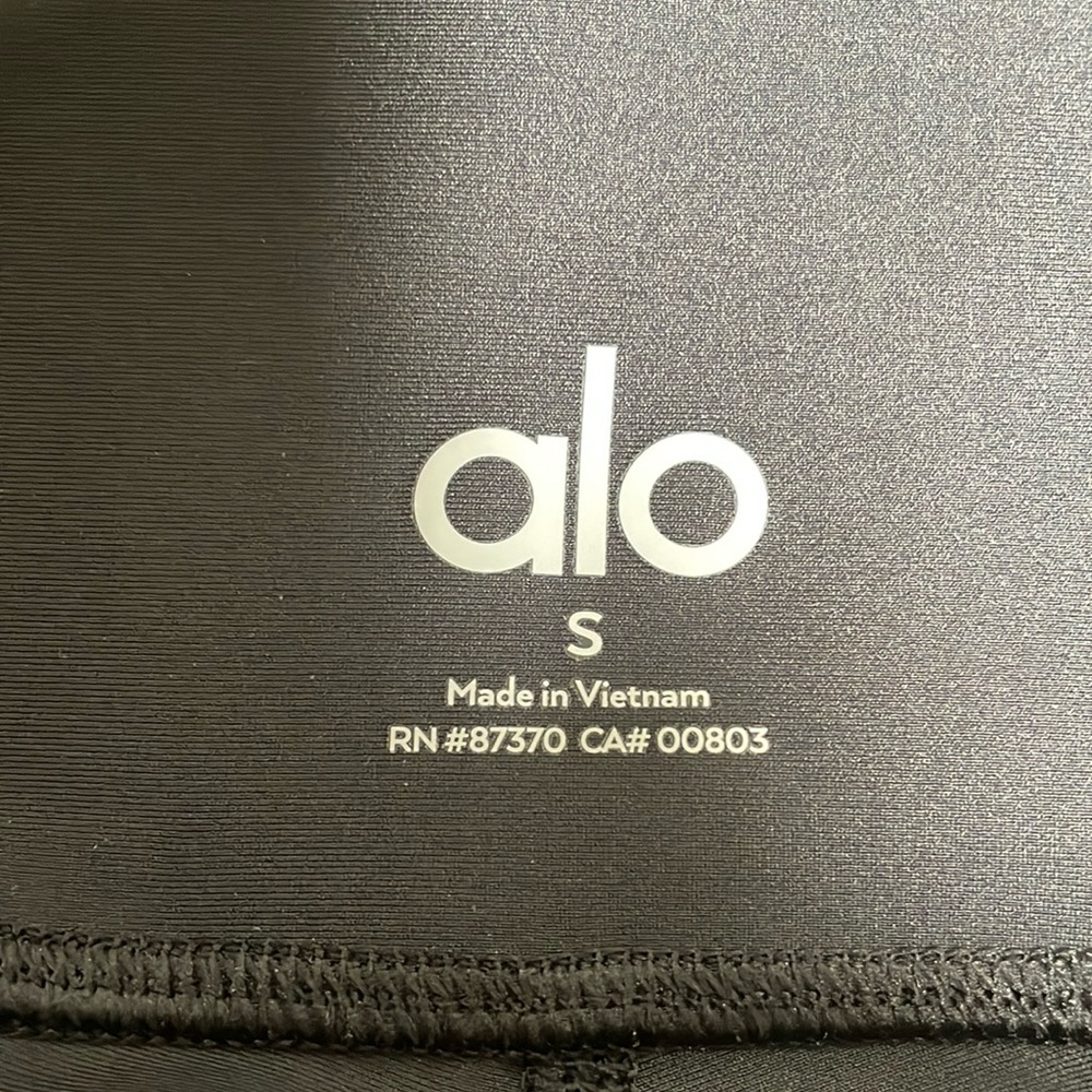 Womens 7/8 length ALO legging